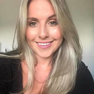 Meet your Posher, Leanne